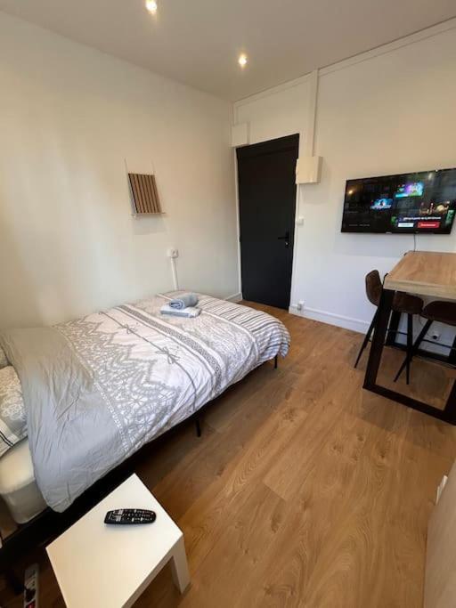 Beau Equipe Apartment